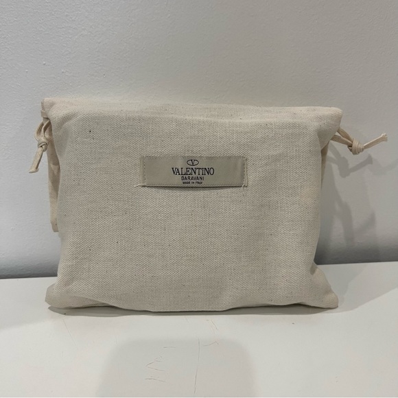 Valentino Logo Crossbody UNISEX - Picture 13 of 17